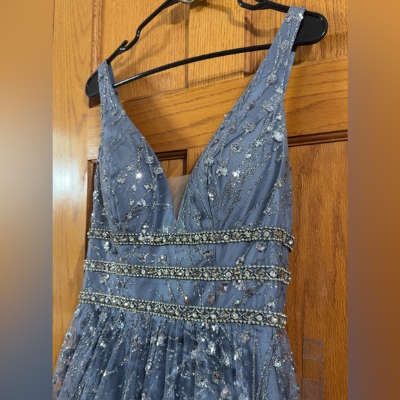 Women’s Formal Dress Size Small Aspeed A-Line Silver Beaded    Prom Gown NEW - Picture 4 of 13